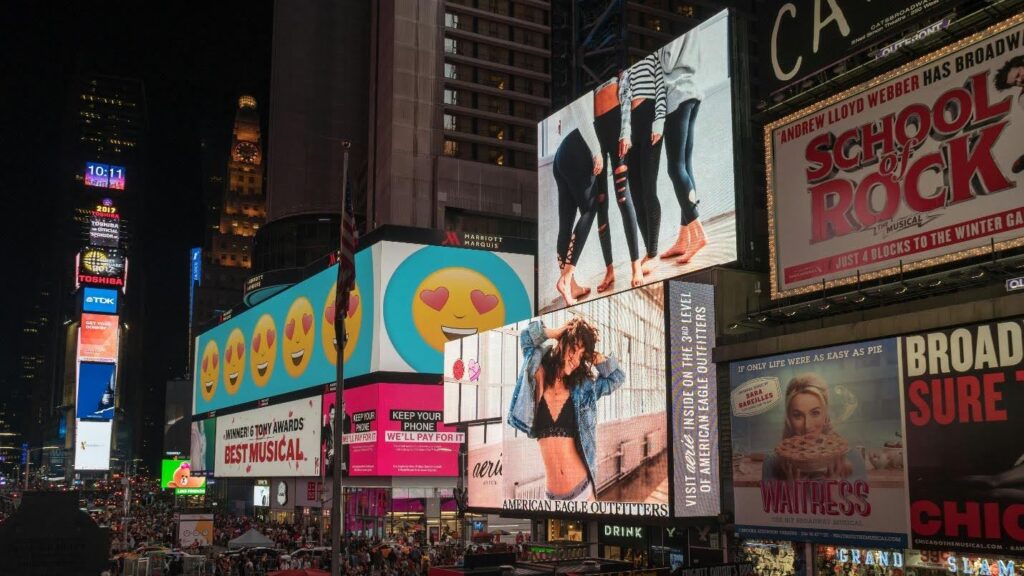 How to Buy or Rent a Billboard for Your Business | AdFocus